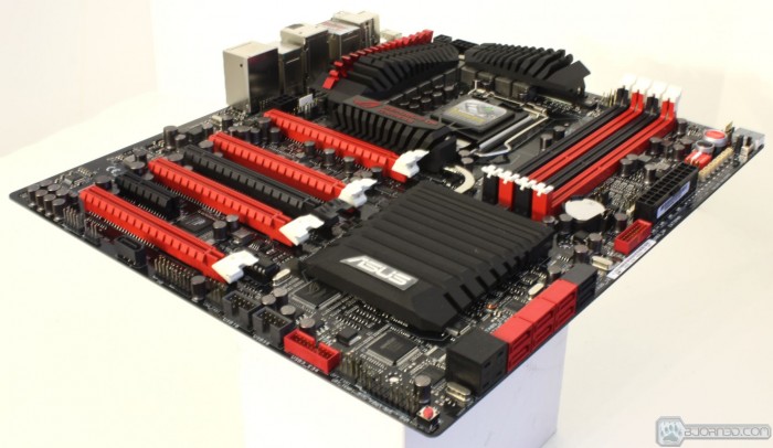 ASUS Maximus V Extreme 3770k review ASUS Maximus V Extreme 3770k review