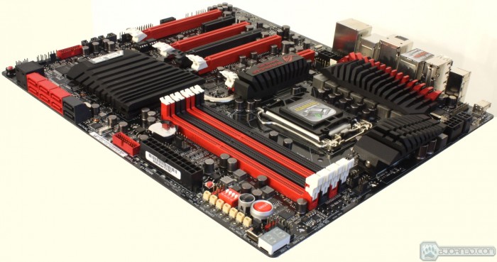 ASUS Maximus V Extreme 3770k review ASUS Maximus V Extreme 3770k review